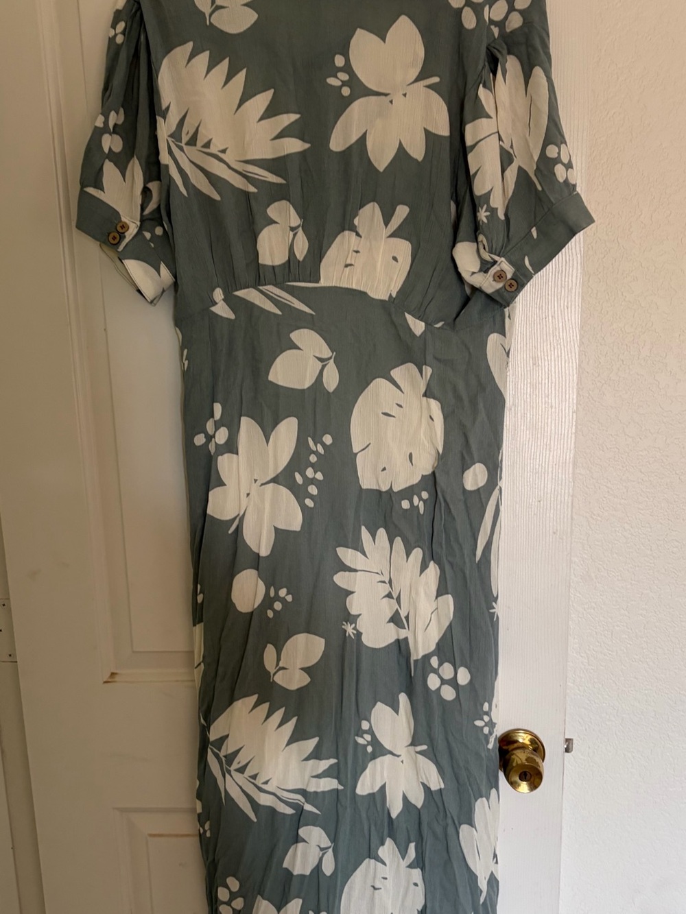 O'Neill Green Maxi Dress with White Tropical Floral Print